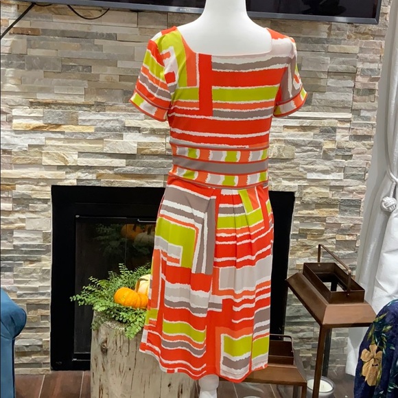 Dress - Picture 2 of 5